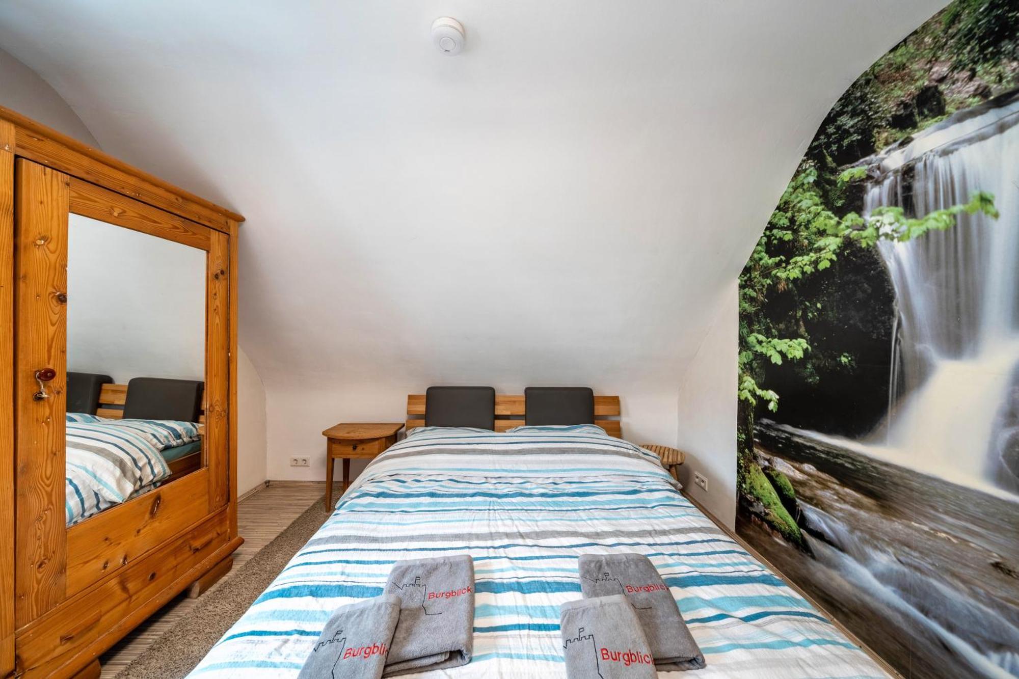 Ferienwohnung Burgblick Хаузах Екстериор снимка